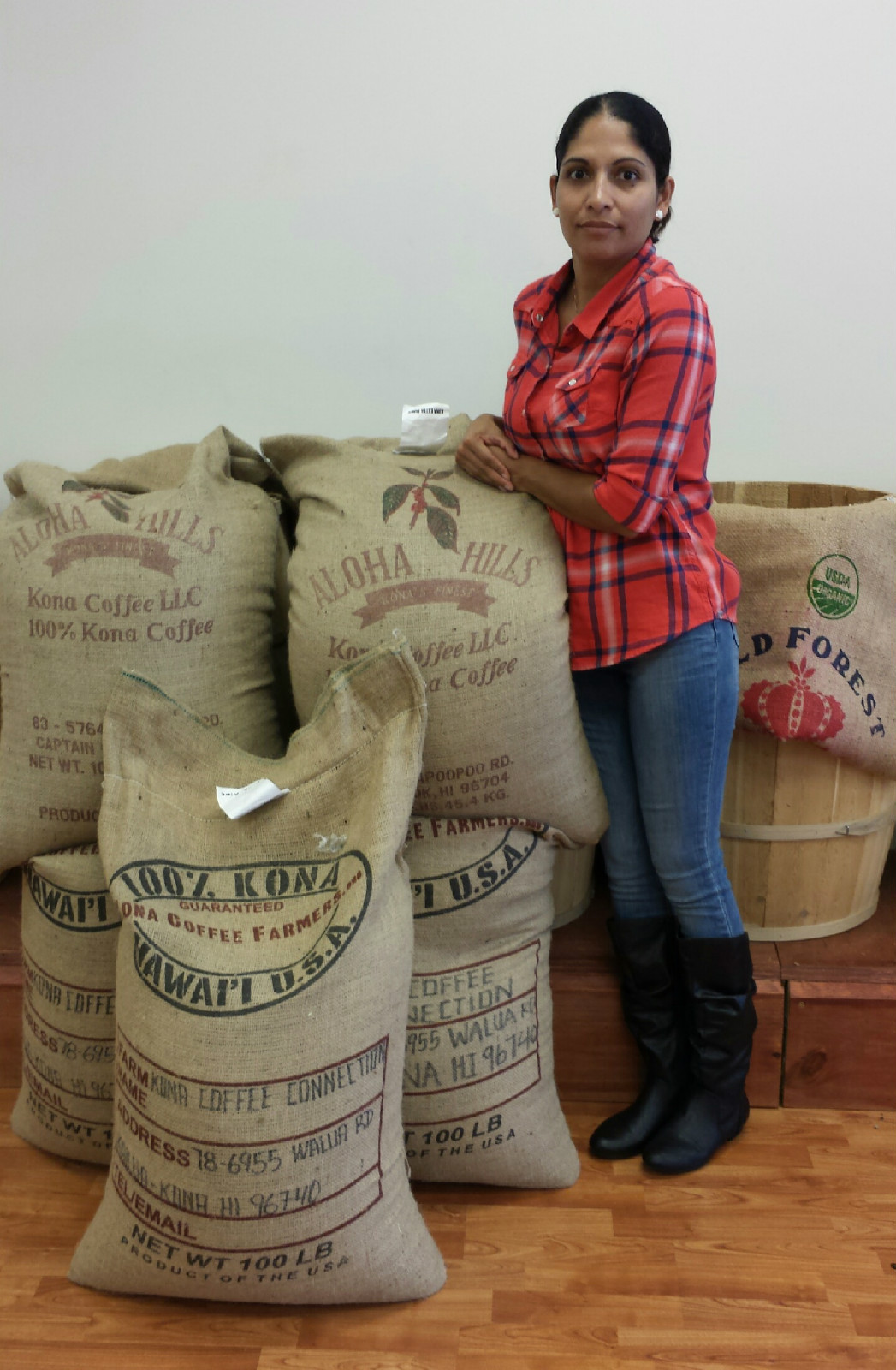 100% HAWAIIAN KONA PEA-BERRY DARK ROASTED 2 / 15 POUNDS 1 POUND BAG