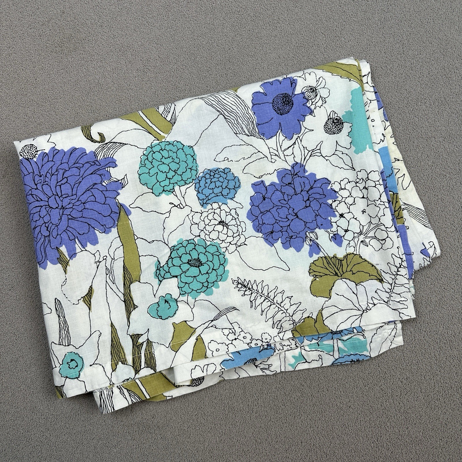 Upcycled Flower Power Tablecloth Blue Green Purple Daisy Burlington House 46×60”
