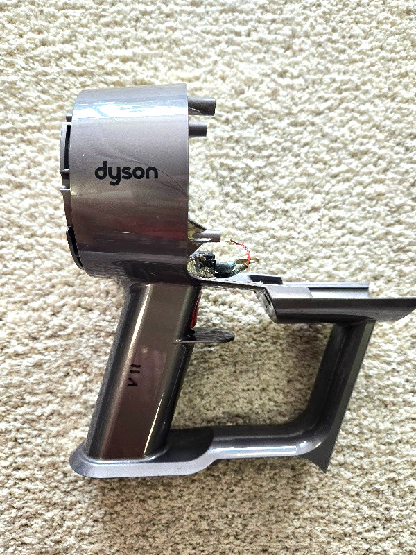 Dyson Main Body Assembly V11 SV15 V15 SV22 Click in battery only. Genuine Dyson