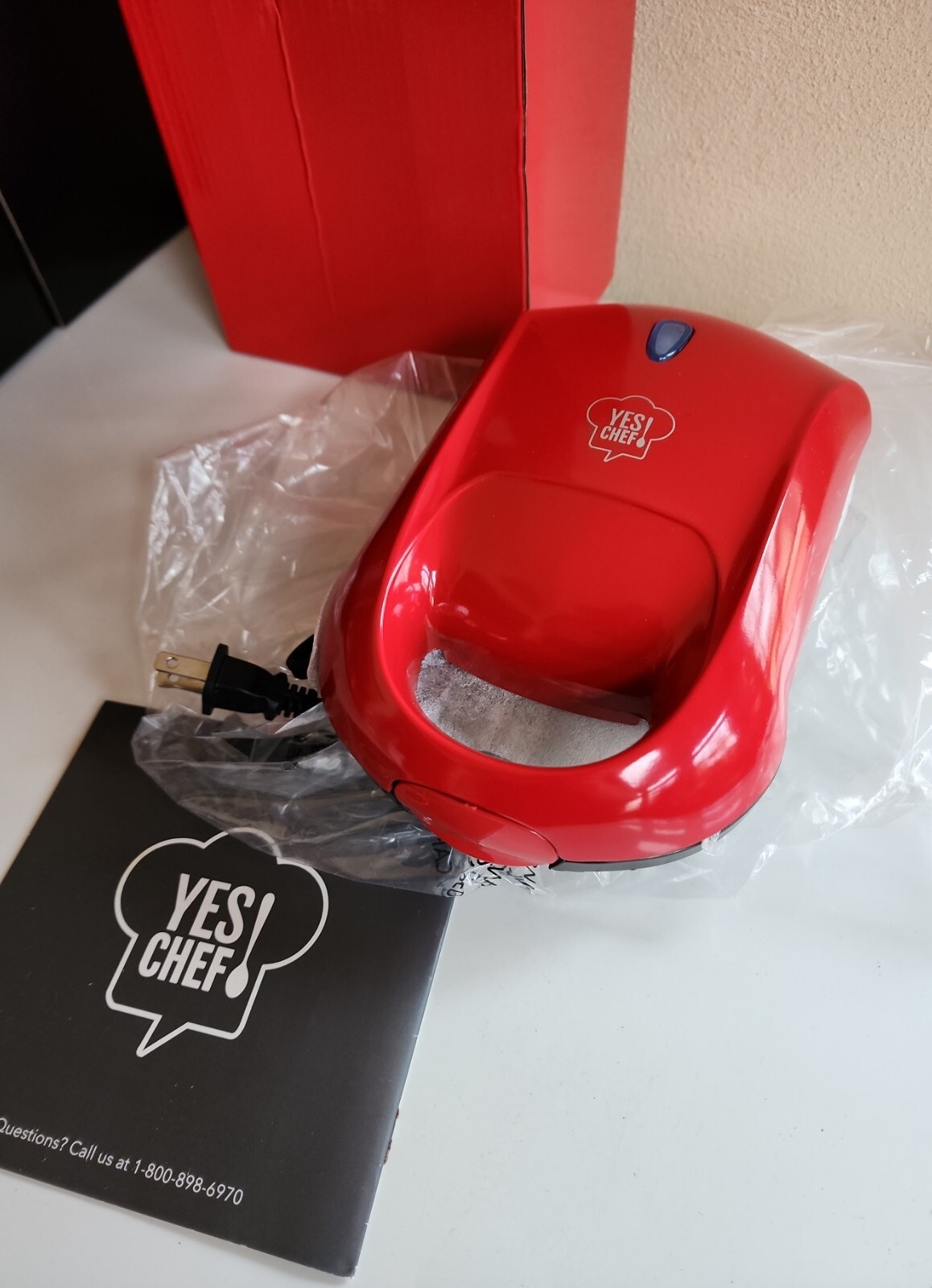 Yes Chef! Mini EXPRESS POCKET SANDWICH MAKER Nonstick Red NIB