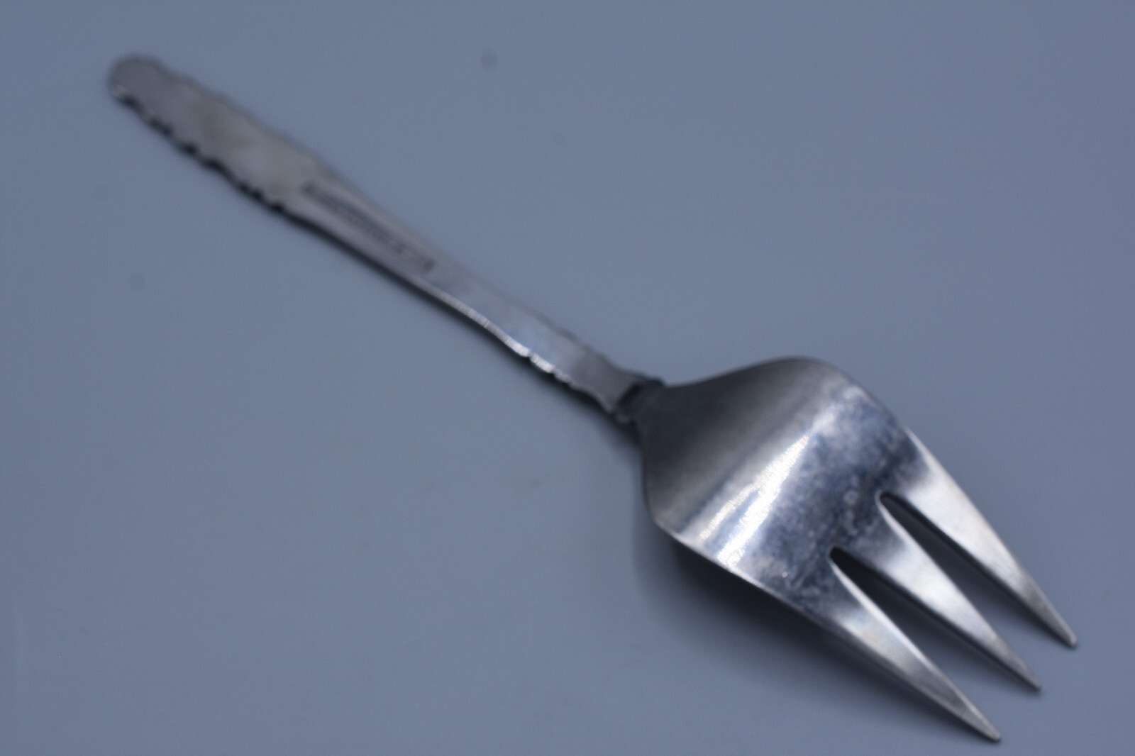 International INS193 Cold Meat Serving Fork 9″ Rogers Cutlery Co Japan Stainless