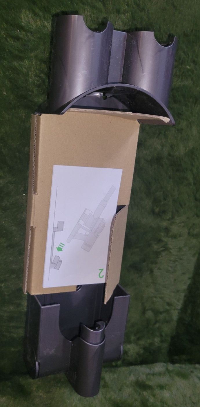 New Sealed Dyson SV25 V8 Extra Cordless Vacuum WALL MOUNT W/SCREWS & Instruction
