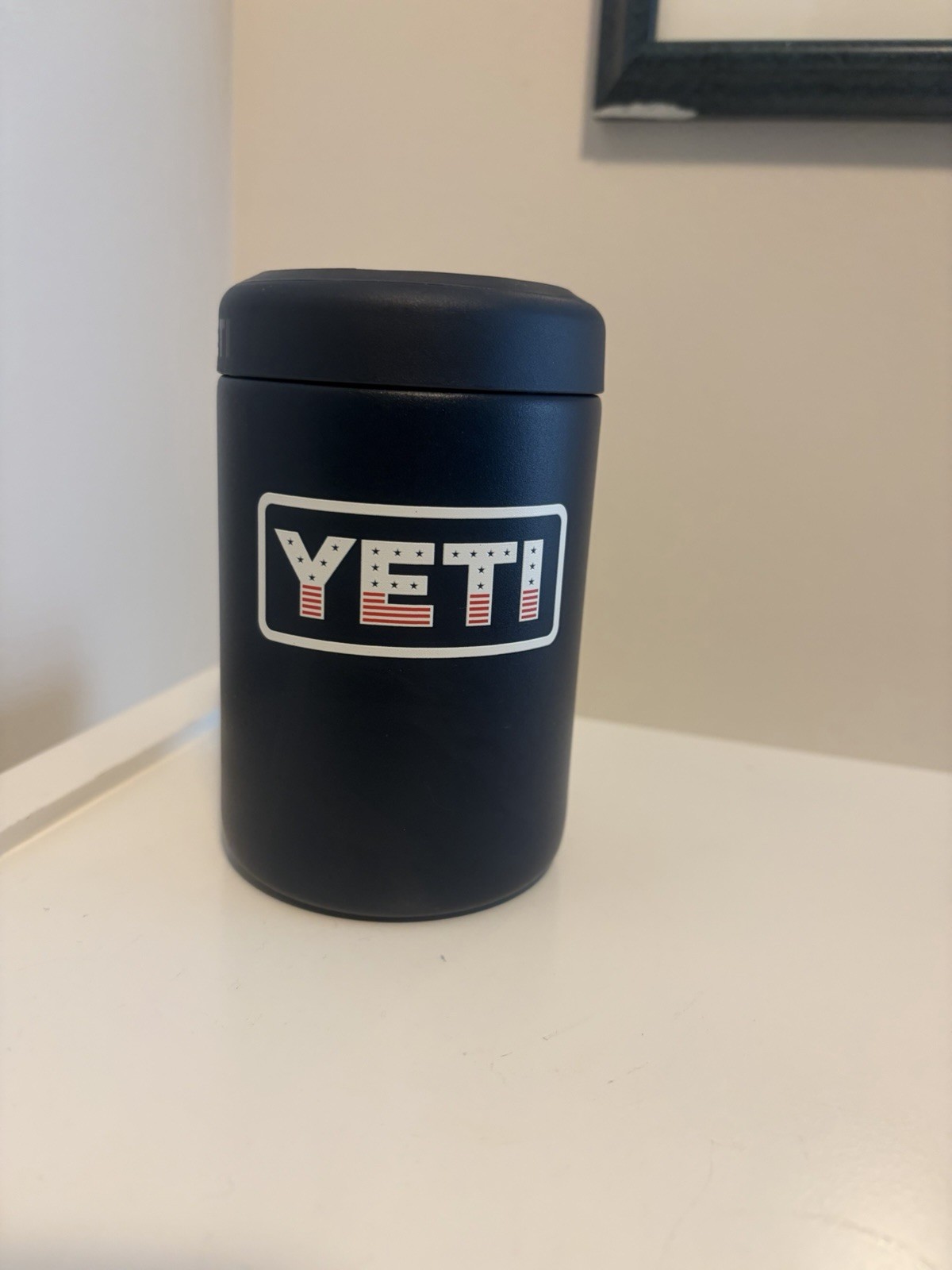 YETI Rambler 12oz Can Colster LIMITED EDITION Red White Blue America 250