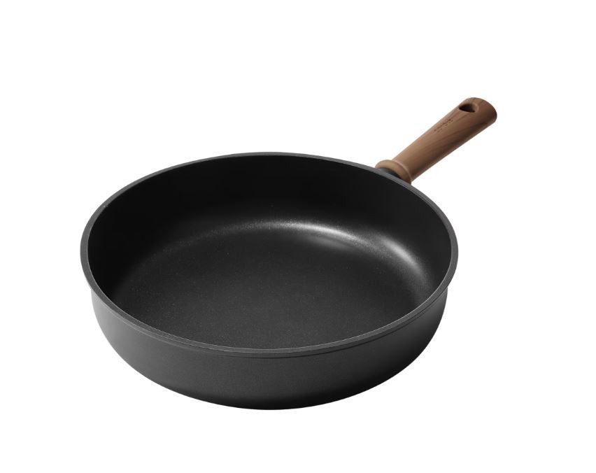 Titanium Nonstick Frying Pan Skillet Induction Compatible 8 Inch Fry Pan Without
