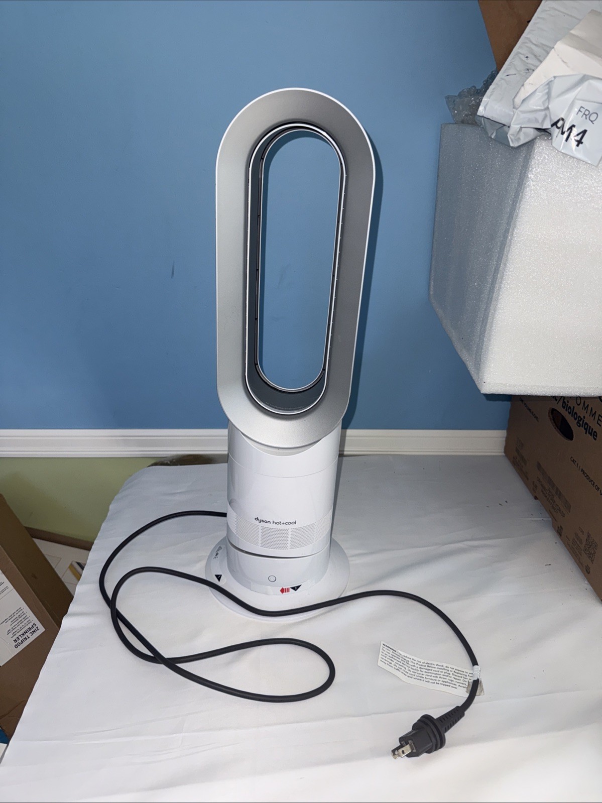Dyson AM09 Hot & Cool Jet Focus Fan Heater- White/Silver