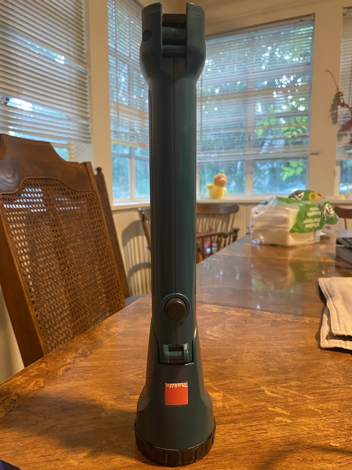 Vintage Makita ML902 9.6V Cordless Flashlight Variable Focus Bare Tool Teal