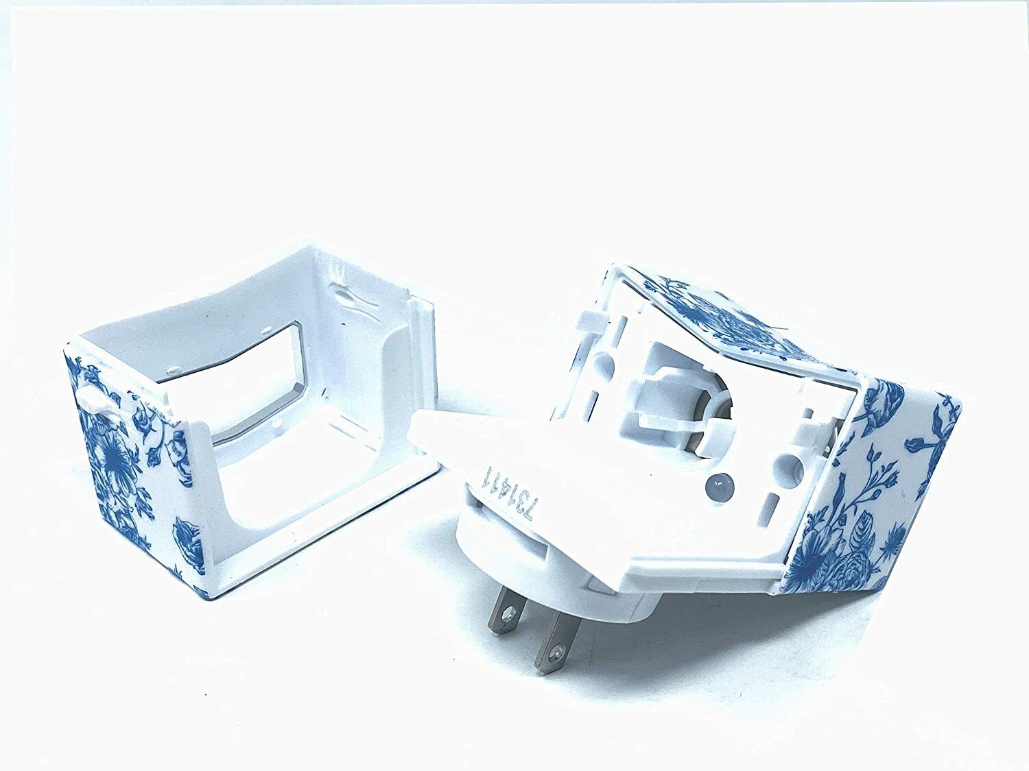 Set of 2 Electric Plug In Diffusers: HomeWorx by Harry Slatkin (Blue Toile)