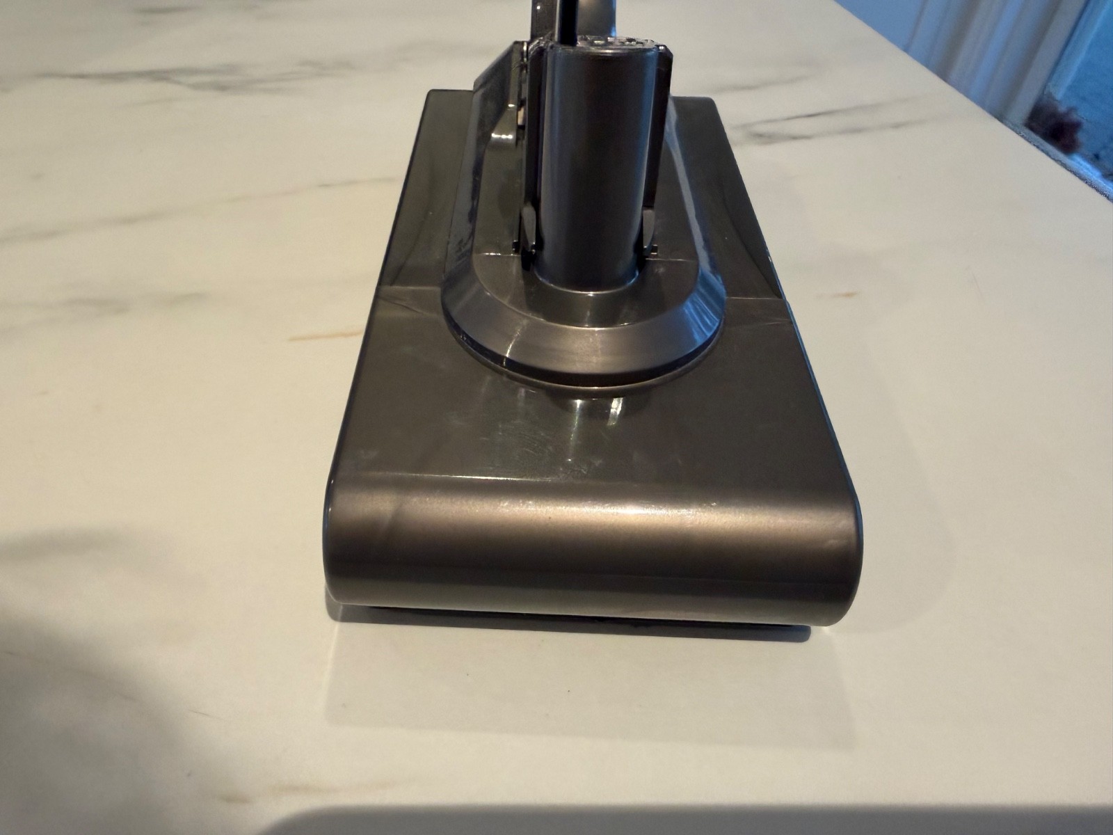 DYSON V15 OUTSIZE – SV47 SV22 GENUINE OEM 3600mAh CLICK IN LI-ION BATTERY AS IS