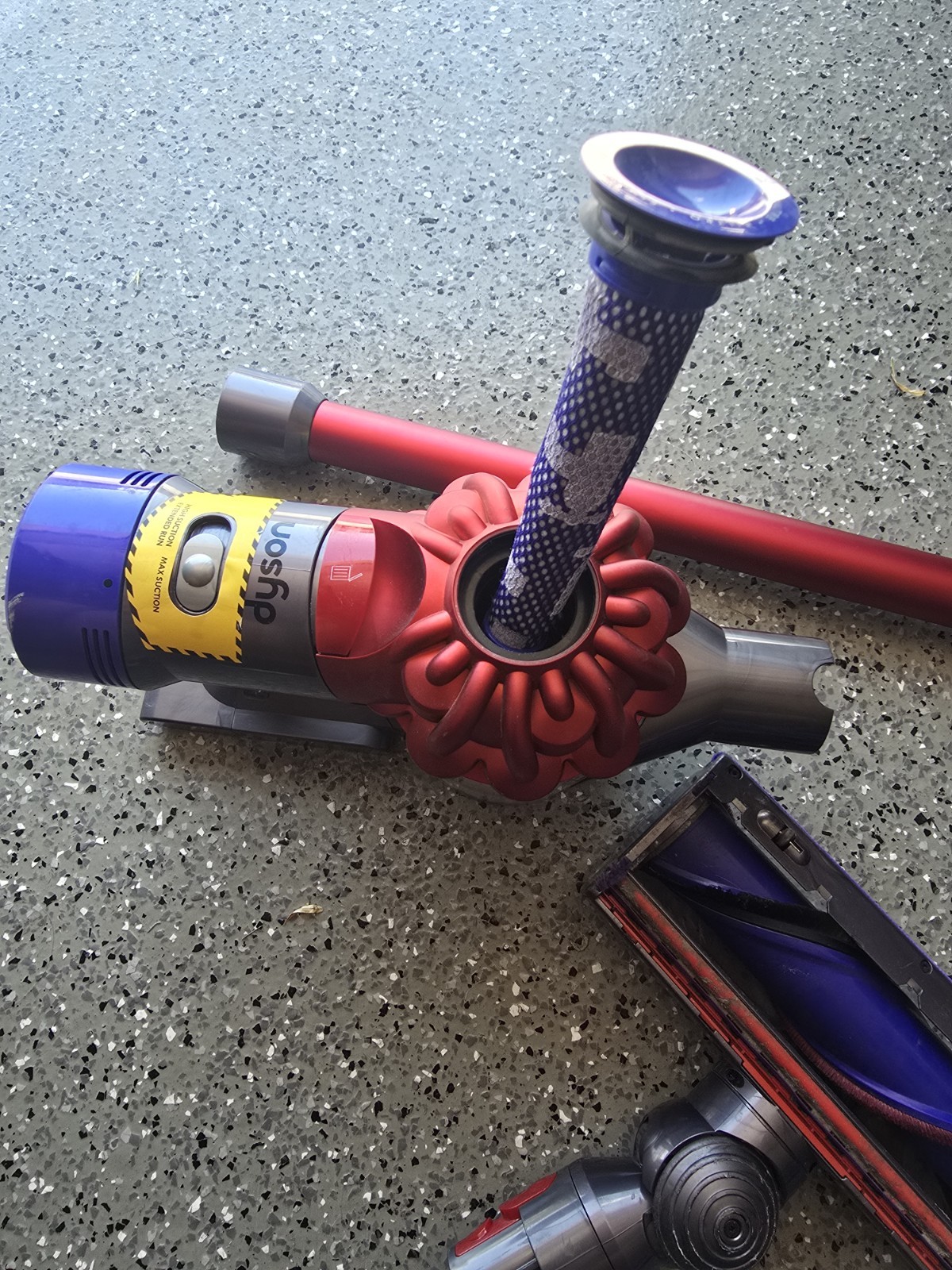 Dyson V8 Motorhead Origin Codless Stick Vacuum Cleaner – Red