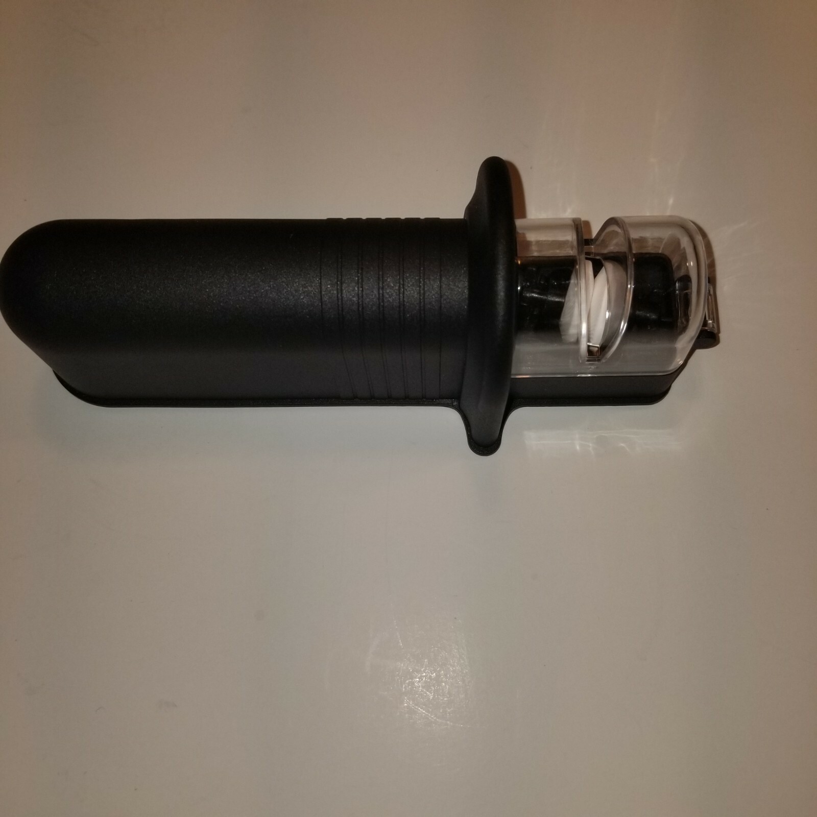 Rhineland Cutlery Handheld Sharpener with ceramic wheel very easy to operate