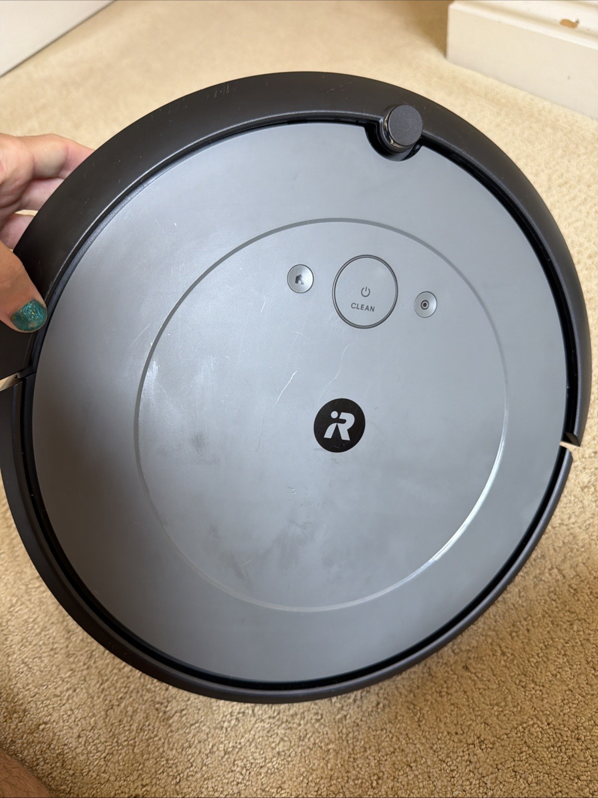 REFURBISH iRobot Roomba i2 i2152 Robot Vacuum Cleaner WiFi Enabled Grey Black 2