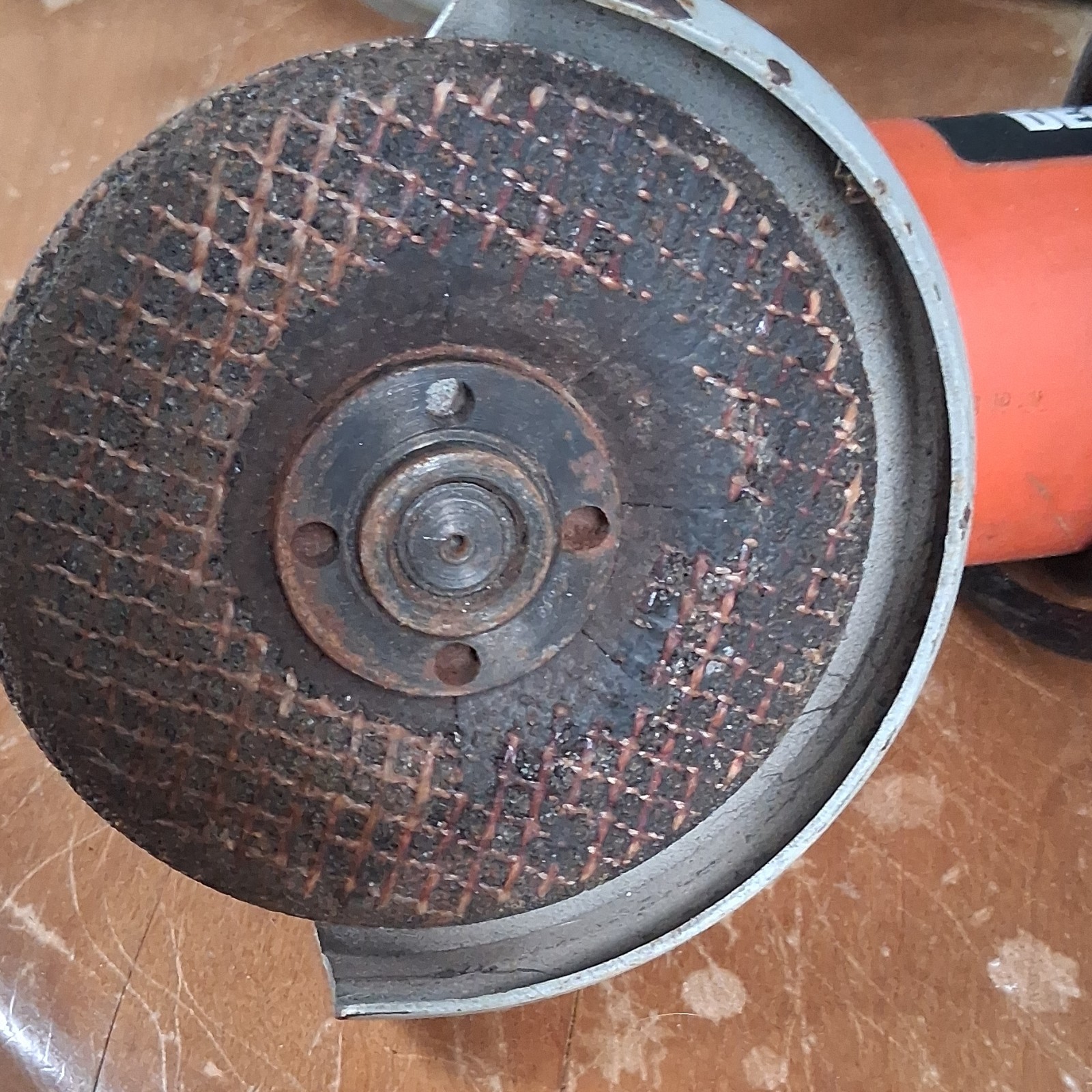 BLACK+DECKER 7750 Angle Grinder 4.5 in (115mm) Corded Electric 120V 701W