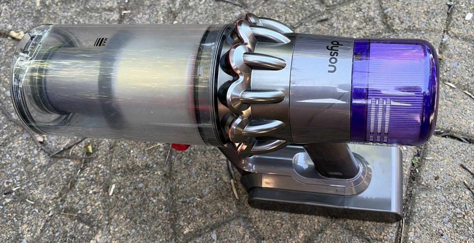 Dyson V11 SV15 Cordless Vacuum Cleaner – Only Head – With Battery – As Is – Read