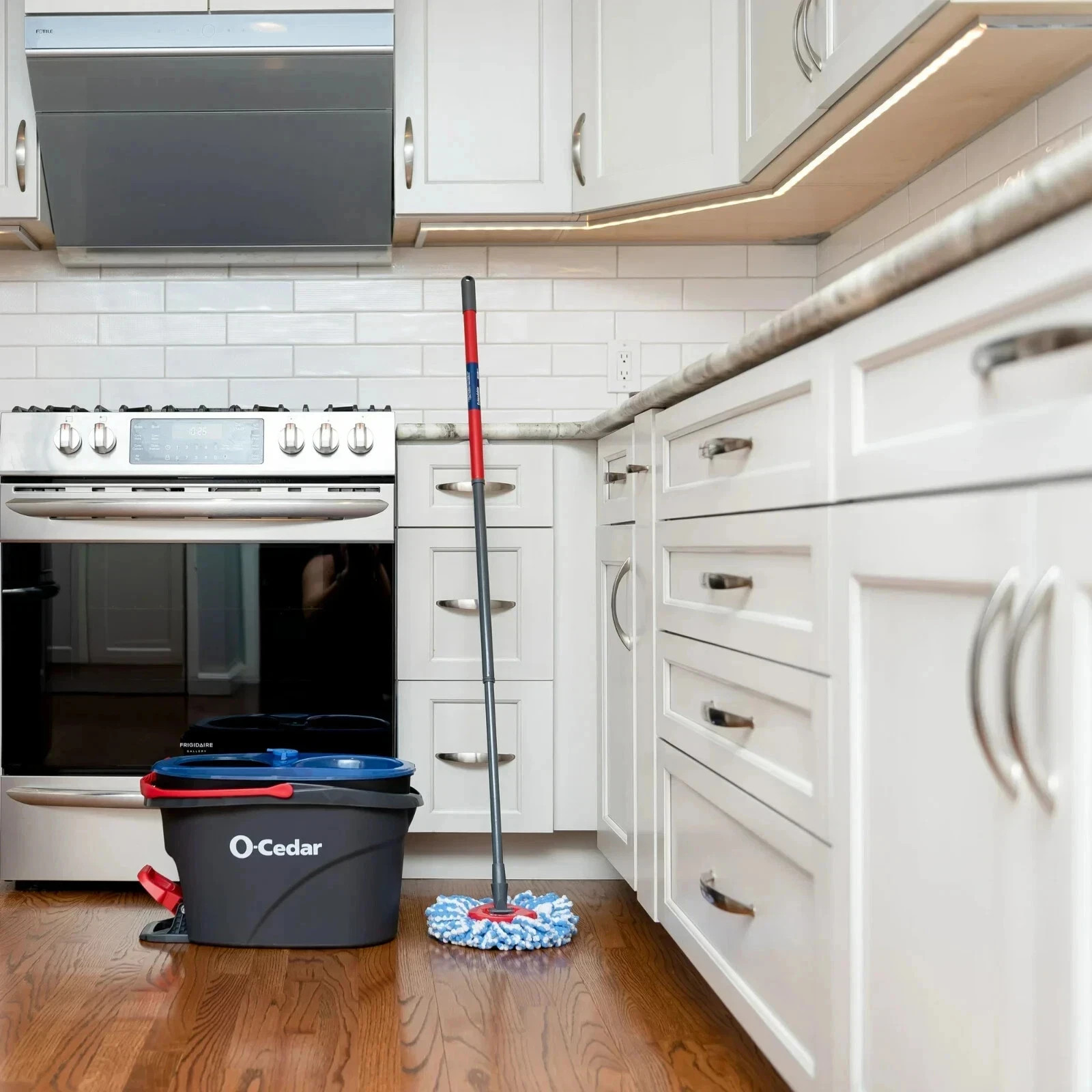 O-Cedar RinseClean Spin Mop With 2-Tank System and Microfiber Mop Head