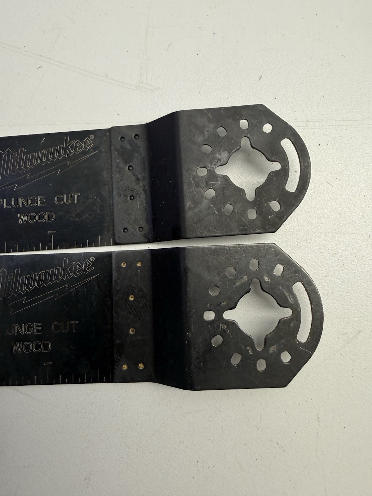 Milwaukee two wood Universal Oscillating Blade – Black BRAND NEW
