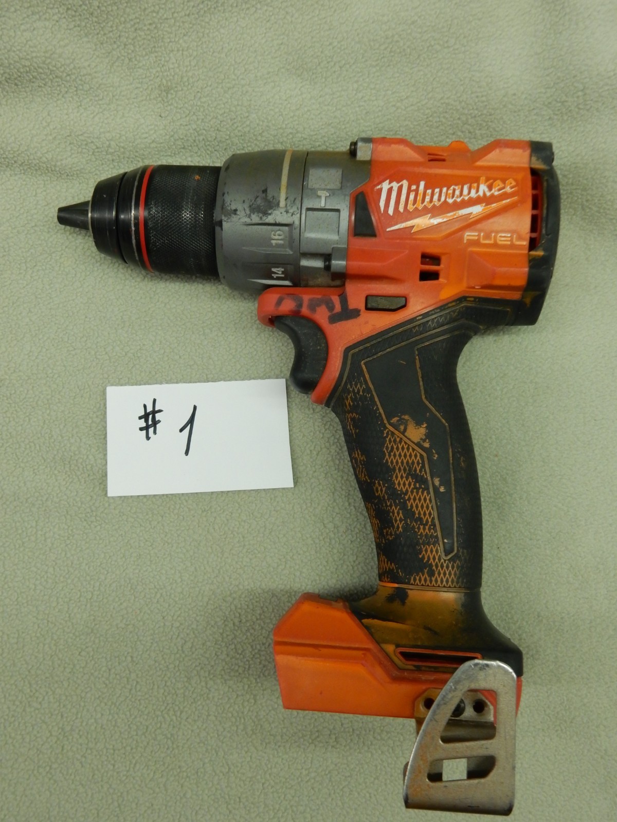MILWAUKEE M18 FUEL 18V CORDLESS HAMMER DRILL / DRIVER 1/2″ BRUSHLESS 2904-20