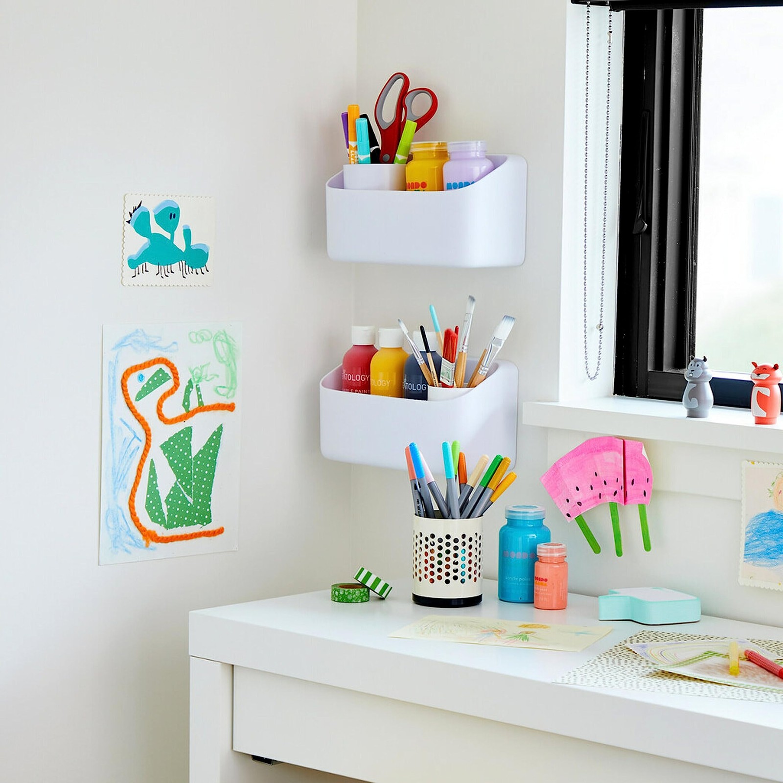 Command 10 Lb Large Organizing Caddy with 9.9 in. x 5.2 x 3.5 in., White