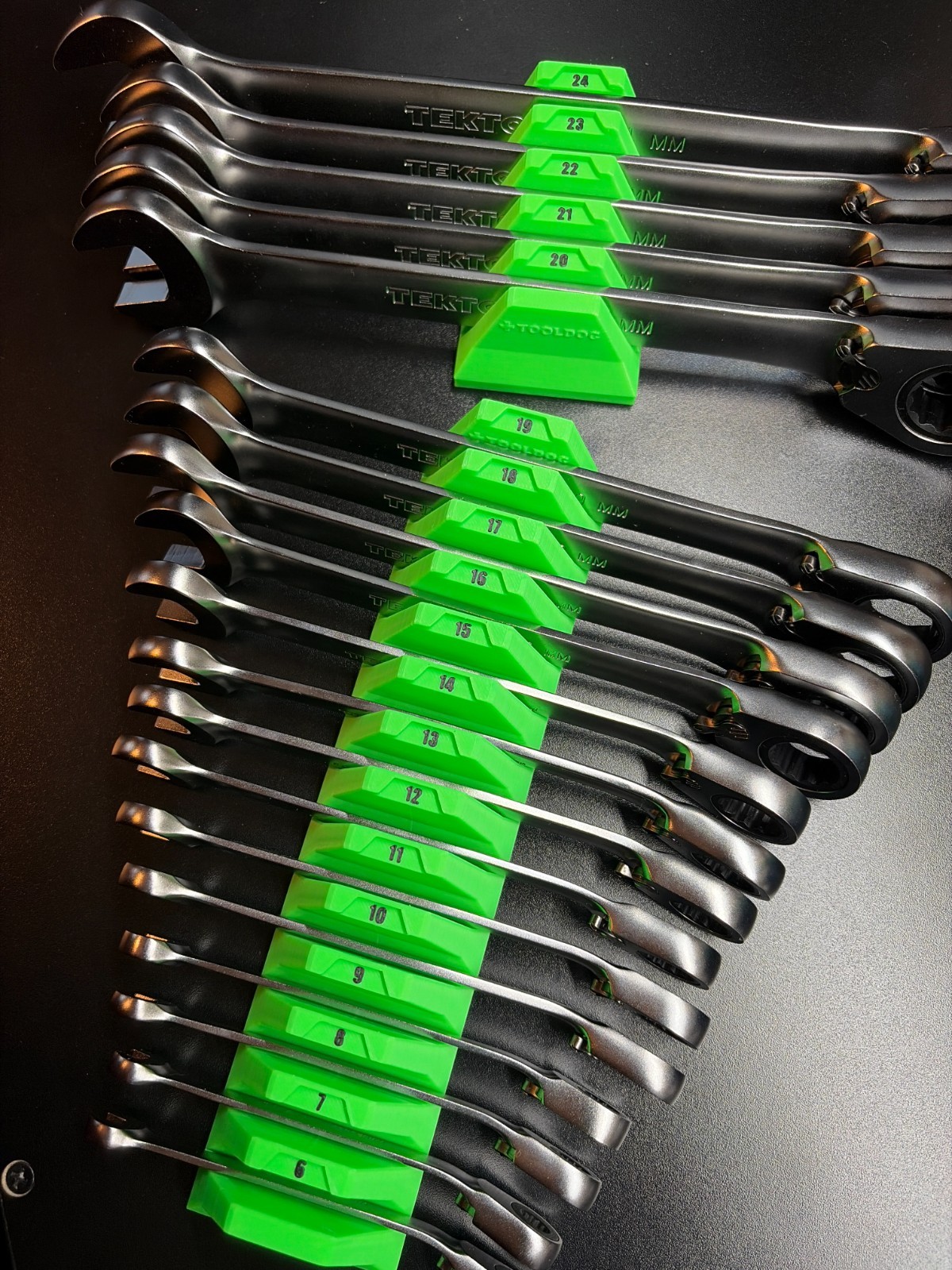 Wrench Holders w/ ID Numbering – Magnetic Tool Organizers / Toolbox Organization