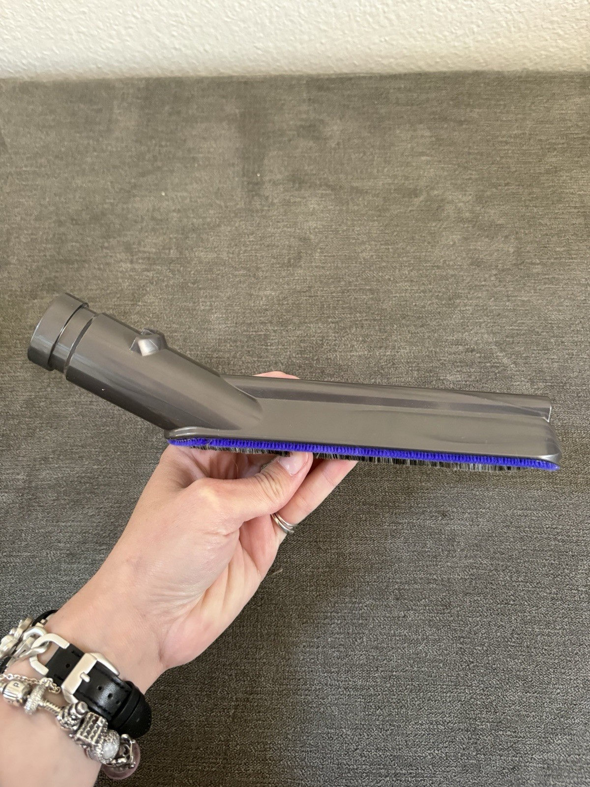 Dyson Carbon Fiber Soft Dusting Brush Genuine OEM Vacuum Cleaner Attachment
