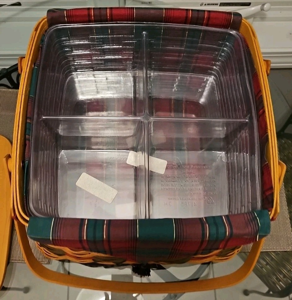 Longaberger 12 Days of Xmas Basket 14″ +3 Protectors (1 Divided)+Liner+Lid 2000