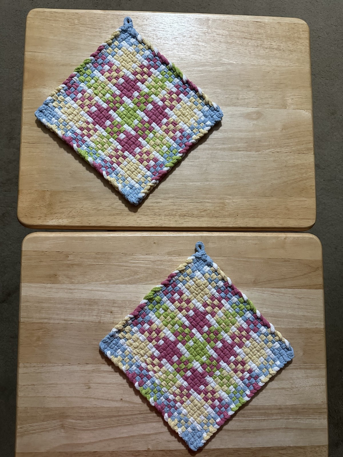 Handmade 2 LARGE 8 1/2 in Cotton Woven Potholders 5 Pastel Colors Easter Anytime