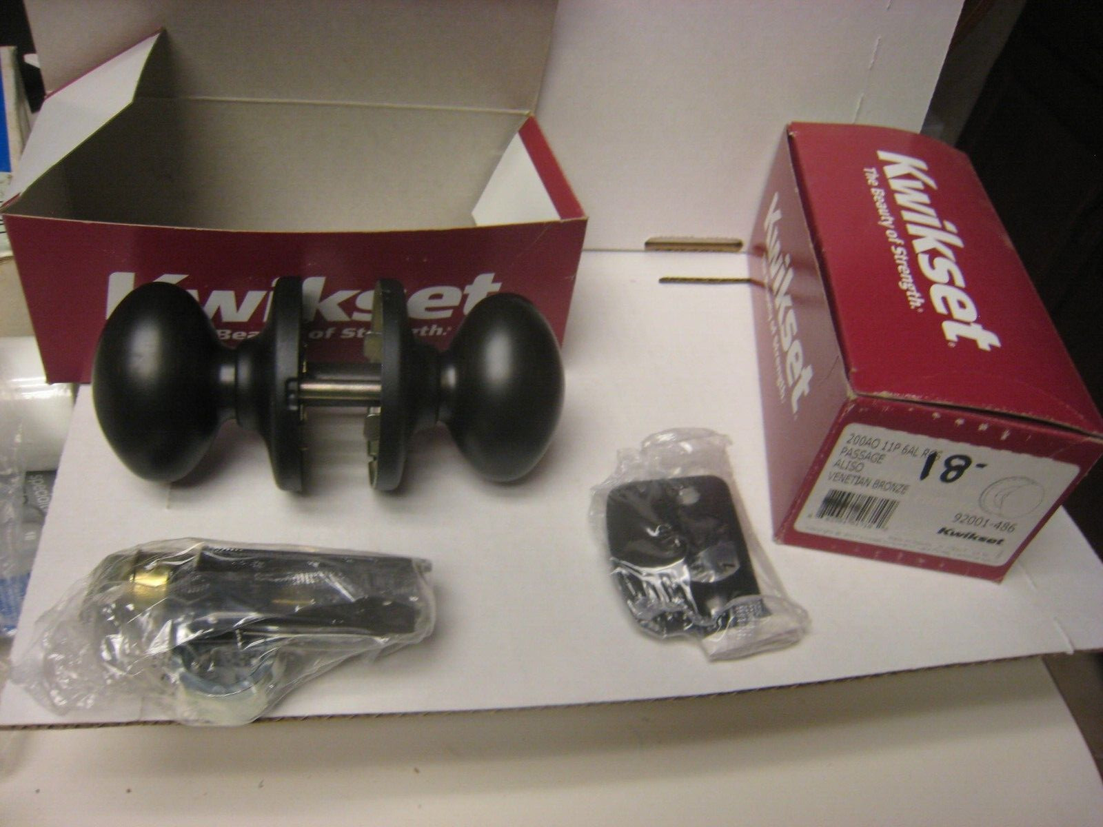 2 yes 2 Kwikset 200AO-11P Aliso Passage Door Lock VENETIAN BRONZE 92001-575