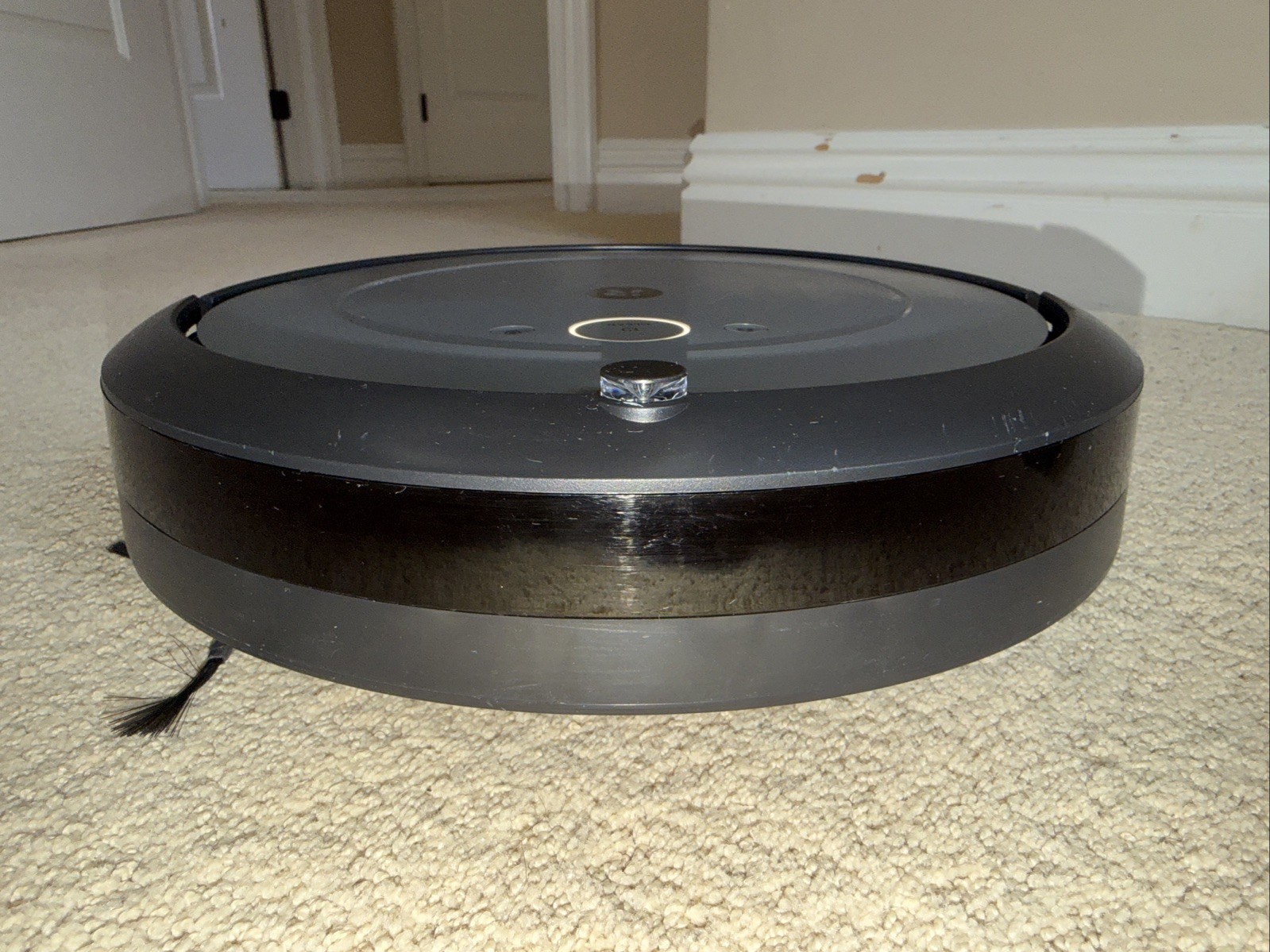 REFURBISH iRobot Roomba i2 i2152 Robot Vacuum Cleaner WiFi Enabled Grey Black 2