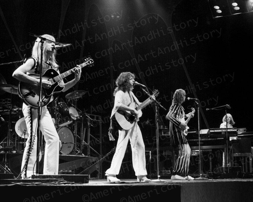 Yes Band in Concert 1971 Photo Print Poster Jon Anderson Steve Howe Squire Rick