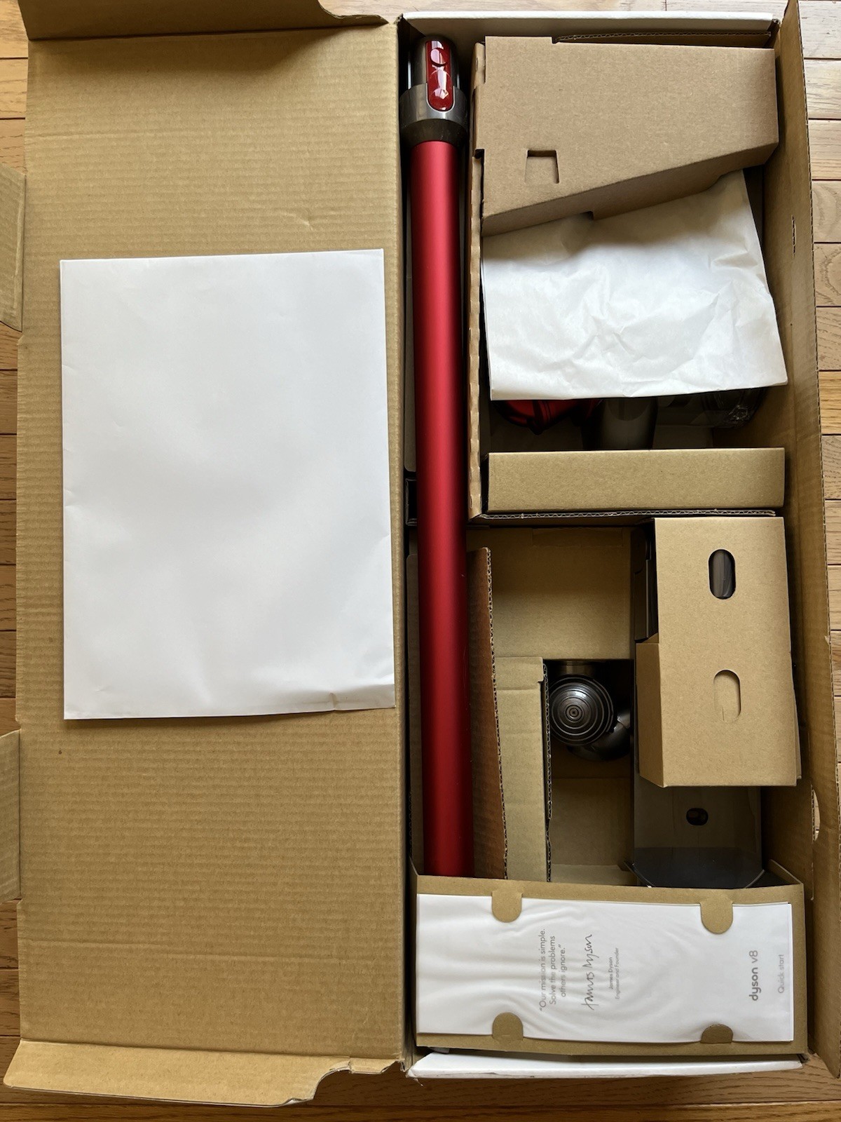 Dyson V8 Origin Cordless Stick Vacuum Cleaner Red SV25 Brand New Free Shipping