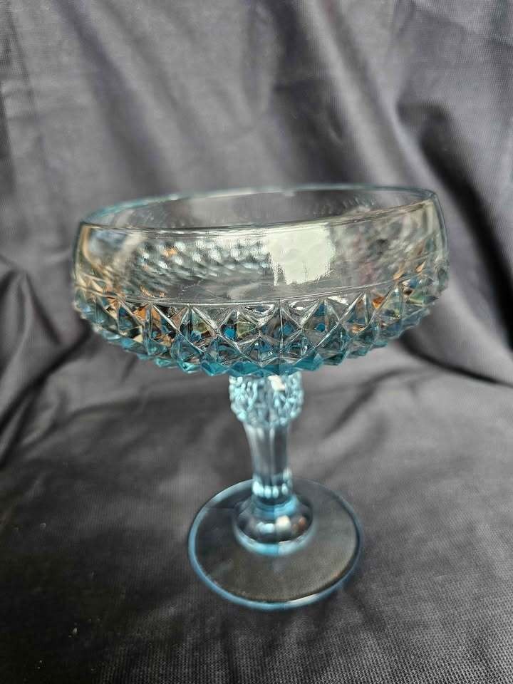 Light Blue Diamond Pattern Glass Pedestal Bowl
