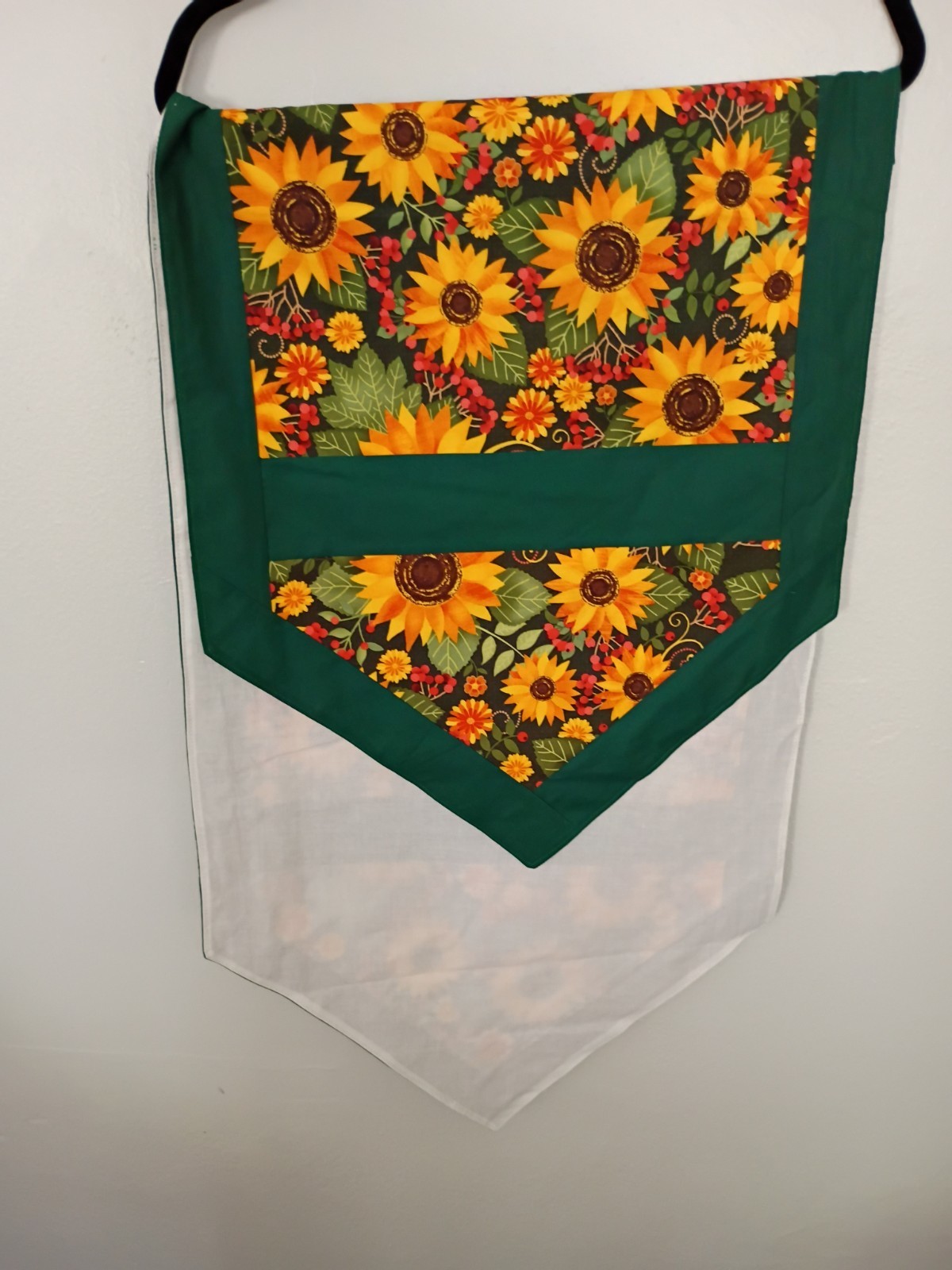 Handmade Tablerunner 17.5×57 In. Sunflowers 100% Cotton