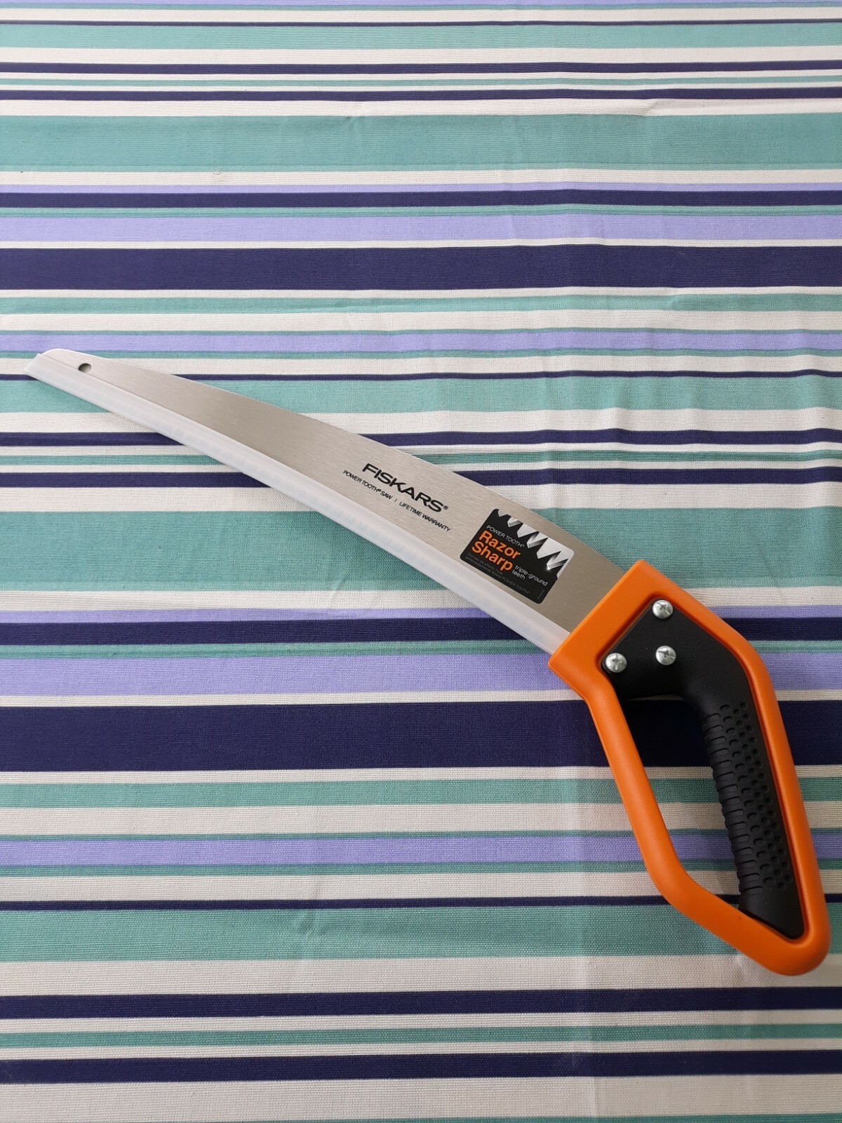 Fiskars Power Tooth Hand Saw Razor Sharp Triple-ground Teeth New