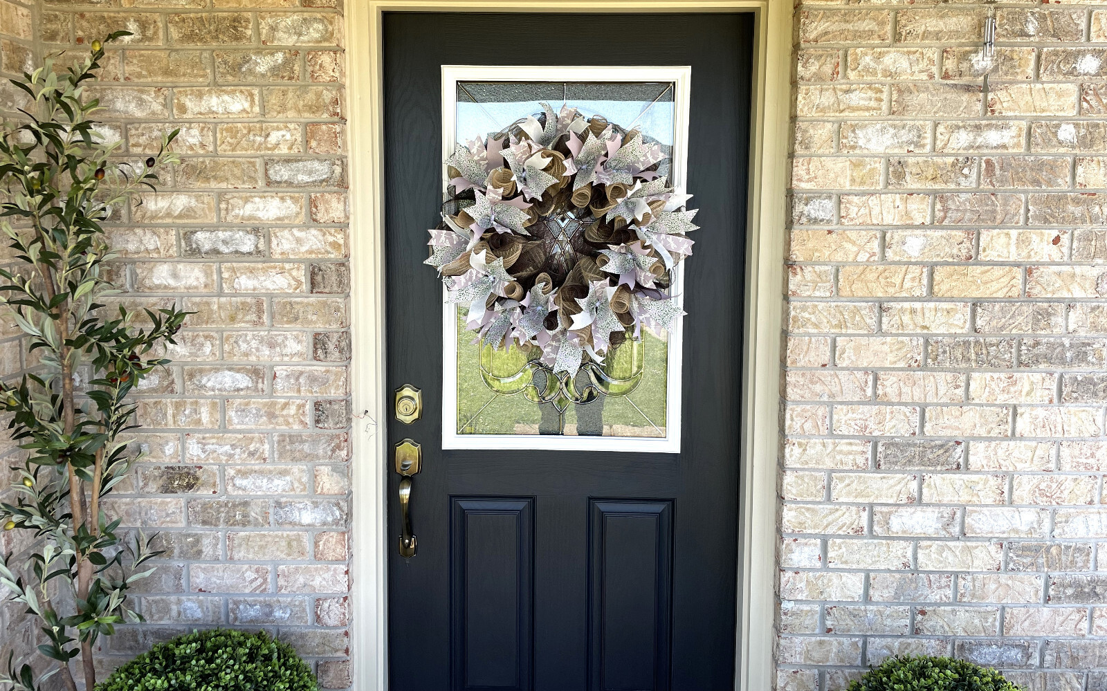 Lavender Dragonfly Spring Summer Fall Deco Mesh Wreath, Farmhouse Cottage Decor